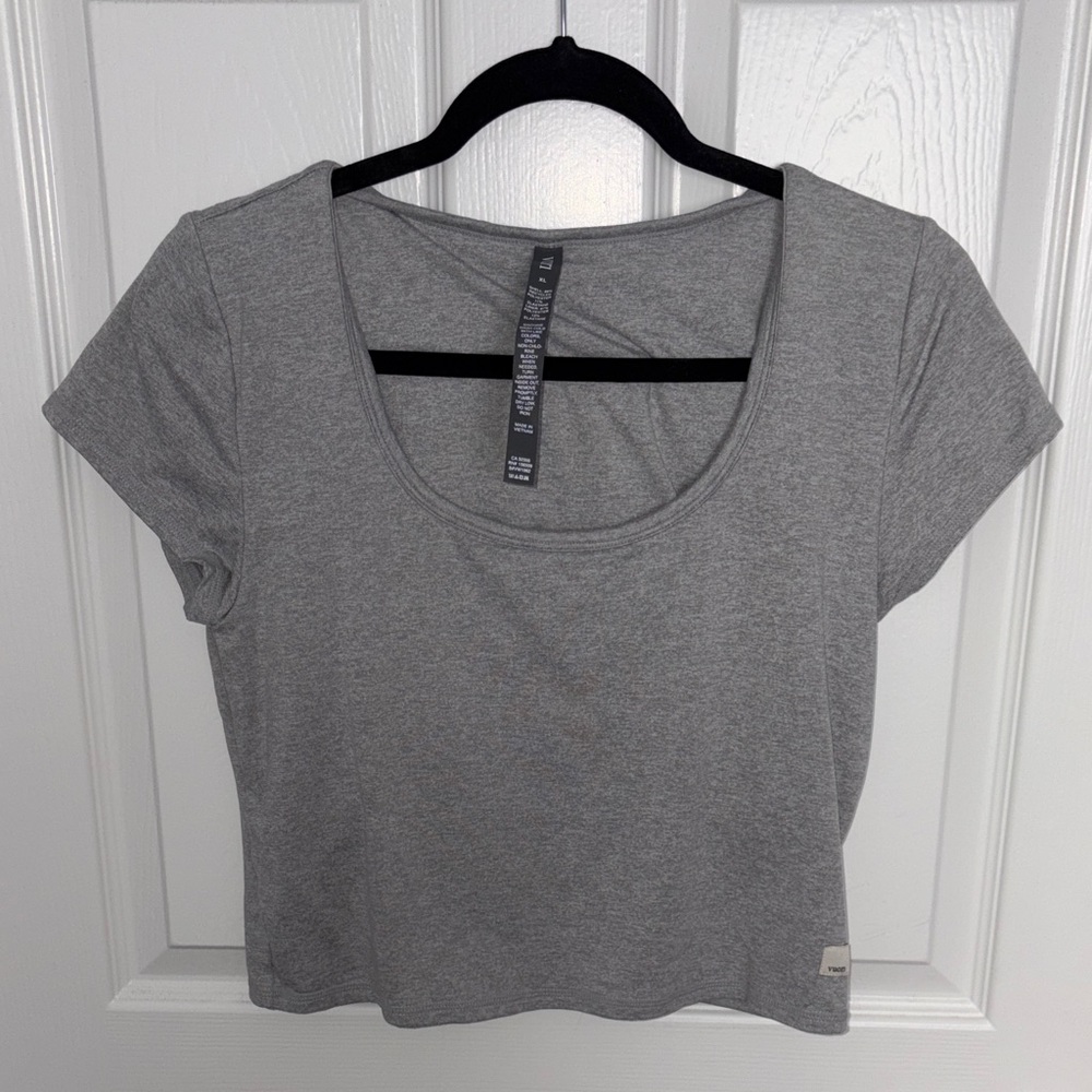 NWOT Vuori Top